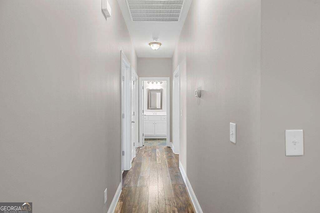 3 bedroom, 2 bathroom, 1,634 sq ft single family residence for sale at 16 Round Rock Circle, Rome, GA 30161 — photo 4