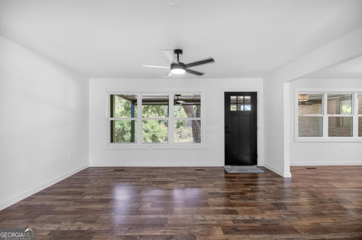 3 bedroom, 2 bathroom, 1,580 sq ft single family residence for sale at 201 Cove Access Road, Talladega, AL 35160 — photo 6