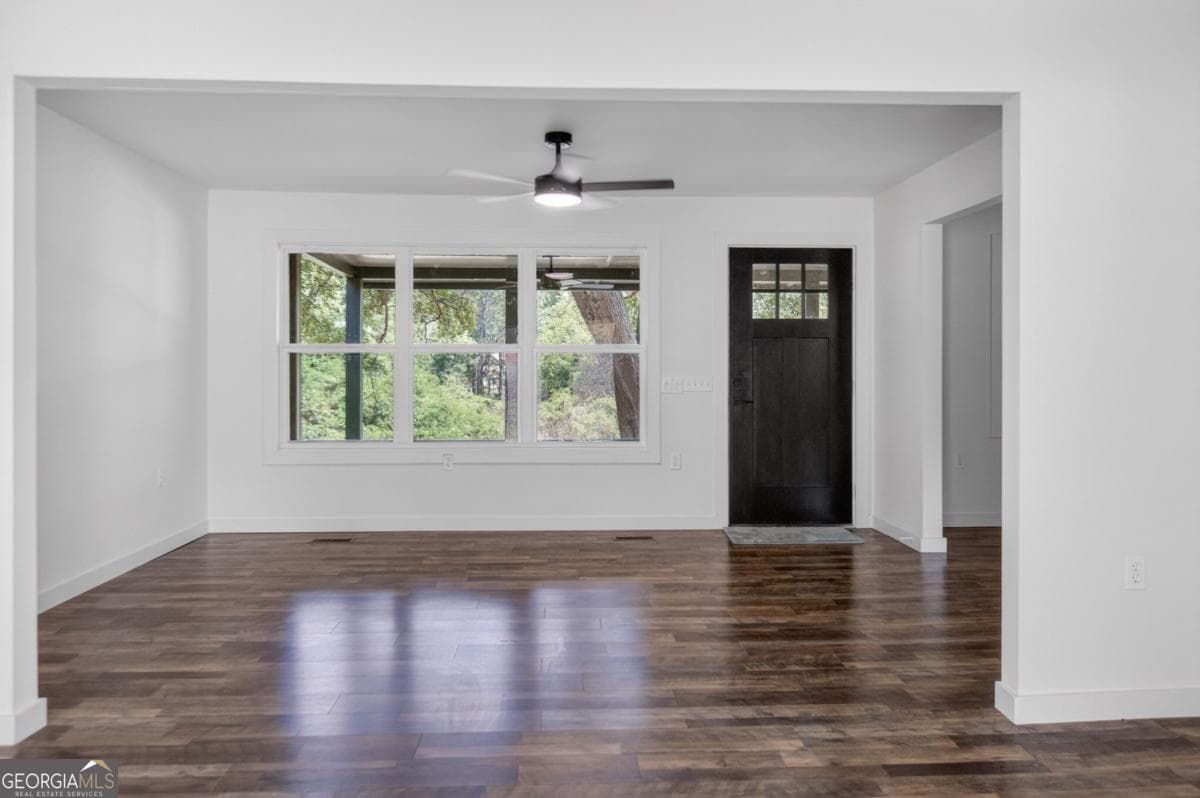 3 bedroom, 2 bathroom, 1,580 sq ft single family residence for sale at 201 Cove Access Road, Talladega, AL 35160 — photo 7