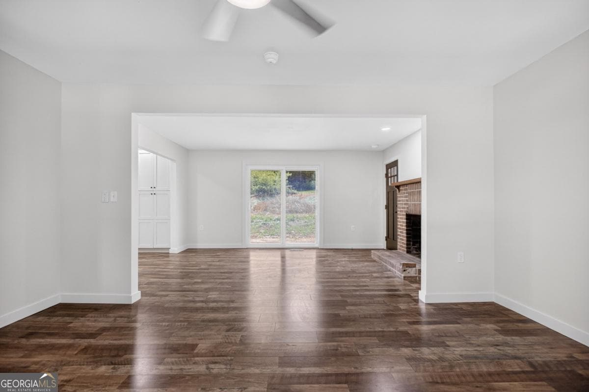 3 bedroom, 2 bathroom, 1,580 sq ft single family residence for sale at 201 Cove Access Road, Talladega, AL 35160 — photo 9