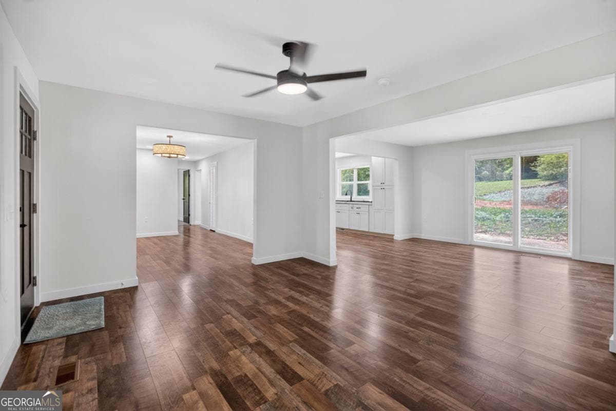 3 bedroom, 2 bathroom, 1,580 sq ft single family residence for sale at 201 Cove Access Road, Talladega, AL 35160 — photo 10