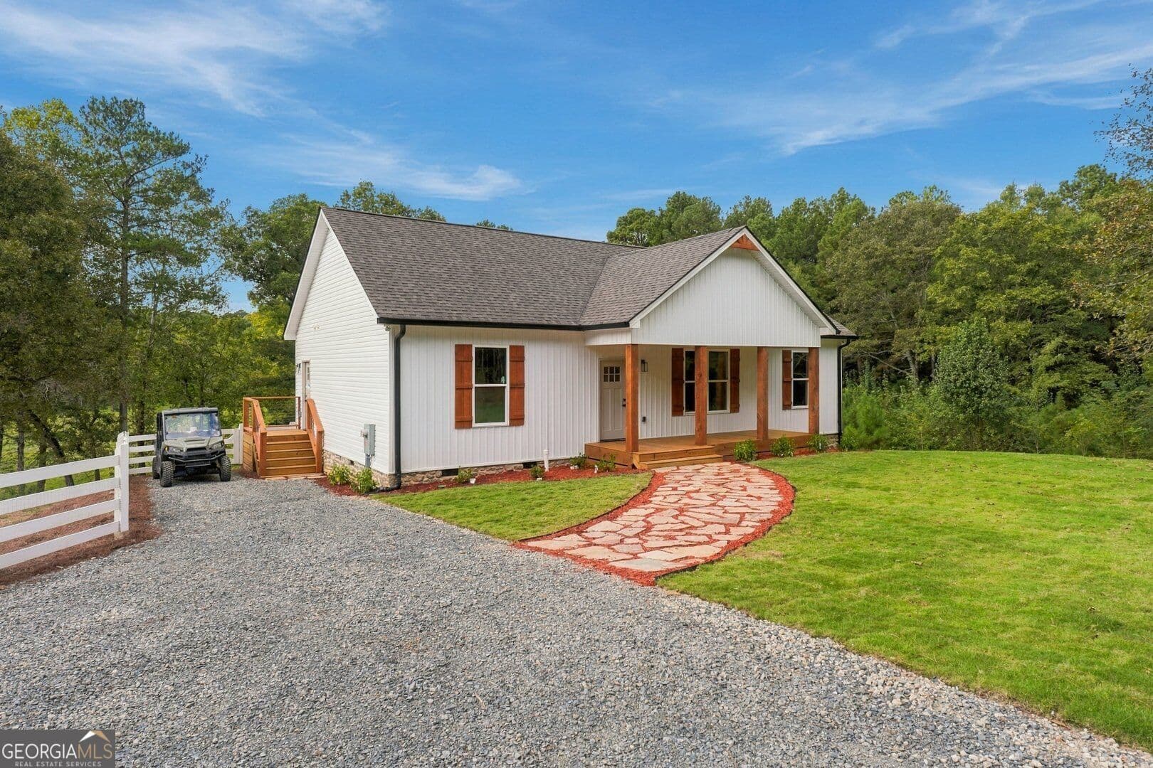 3 bedroom, 2 bathroom, 1,425 sq ft single family residence for sale at 4053 Maple Grove Church Road, Resaca, GA 30735 — photo 2
