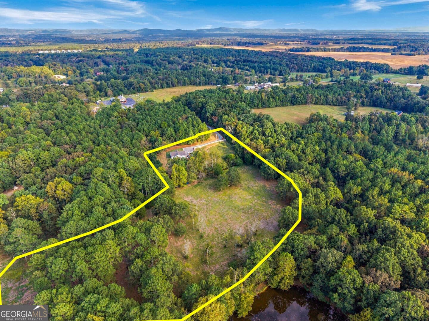 3 bedroom, 2 bathroom, 1,425 sq ft single family residence for sale at 4053 Maple Grove Church Road, Resaca, GA 30735 — photo 7