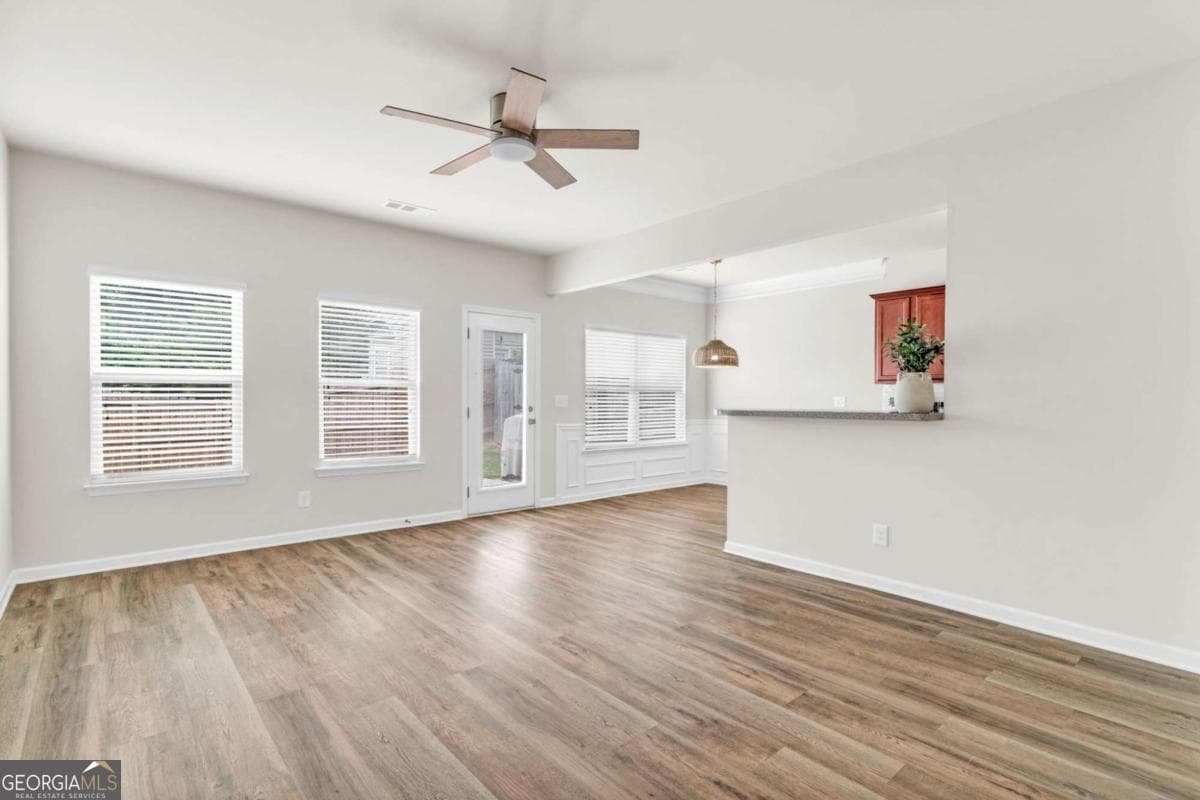 3 bedroom, 2.5 bathroom, 1,635 sq ft townhouse for sale at 850 Ash Street, Canton, GA 30114 — photo 6
