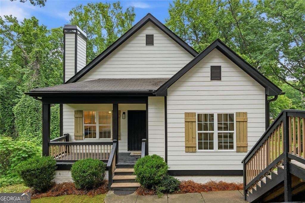 6 bedroom, 3 bathroom, 3,053 sq ft single family residence for sale at 1447 Andrews Street, Atlanta, GA 30314 — photo 1 of 51
