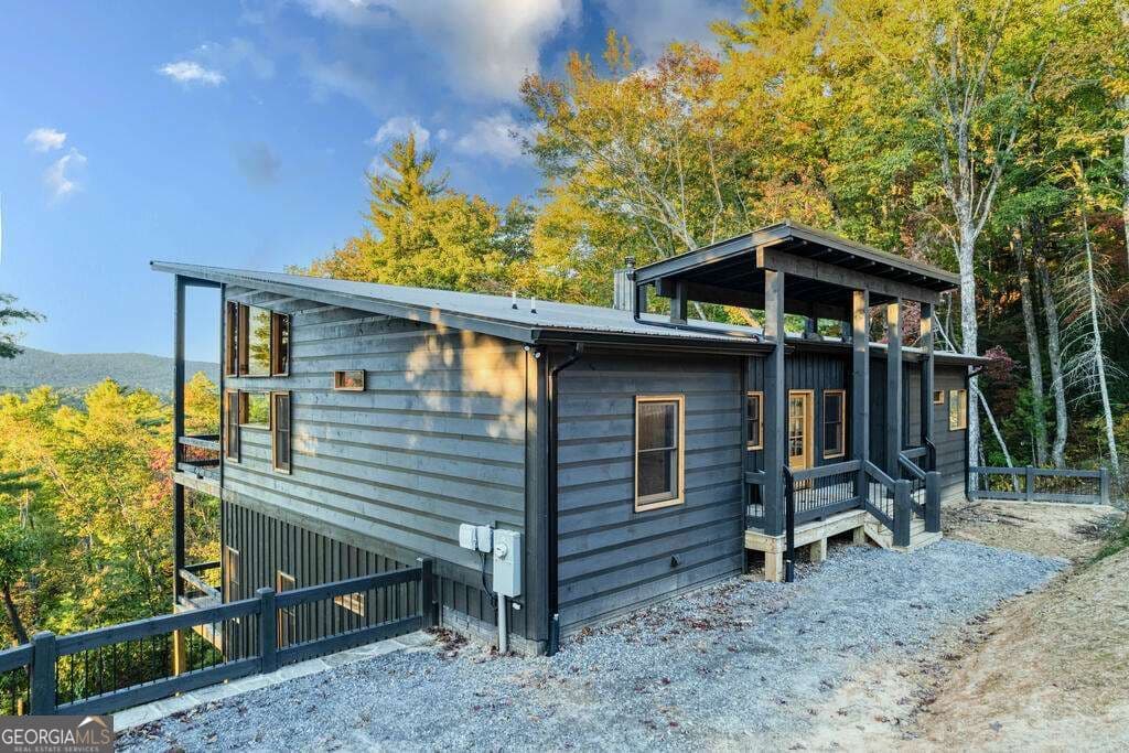 4 bedroom, 4 bathroom, 2,858 sq ft cabin,single family residence for sale at 25 Quail Hollow, Epworth, GA 30541