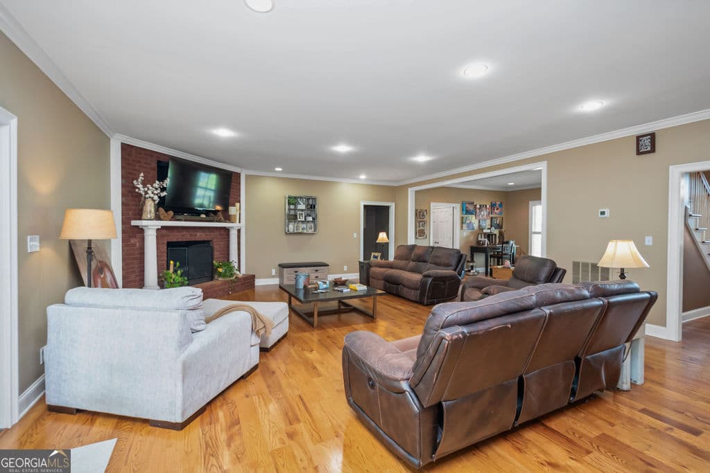 3 bedroom, 3.5 bathroom, 4,172 sq ft single family residence for sale at 240 Community House Road, Barnesville, GA 30204 — photo 10