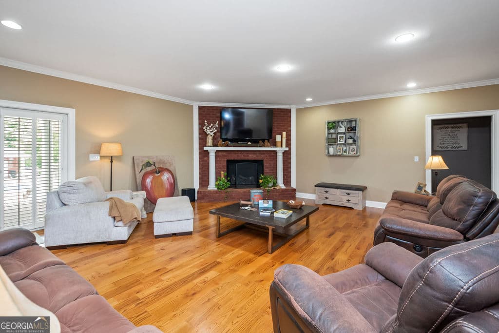 3 bedroom, 3.5 bathroom, 4,172 sq ft single family residence for sale at 240 Community House Road, Barnesville, GA 30204 — photo 8