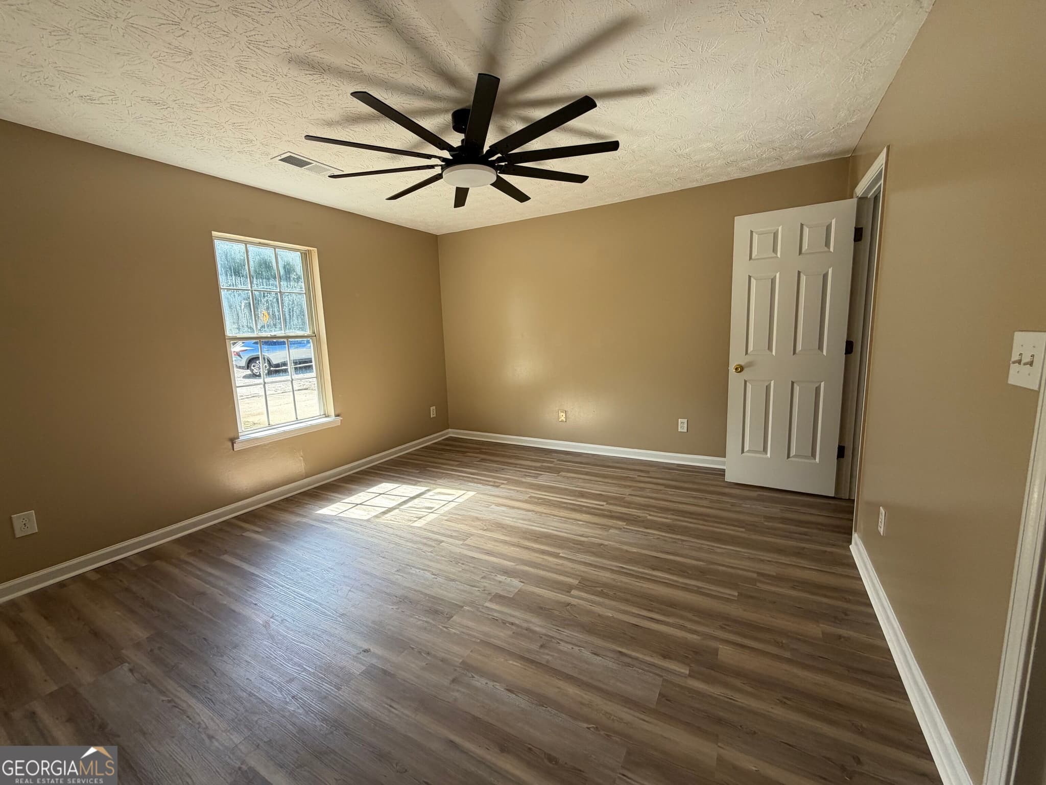 3 bedroom, 2 bathroom, 1,348 sq ft single family residence for rent at 379 Friendship Church Road, Monroe, GA 30656 for $1,800 a month — photo 5