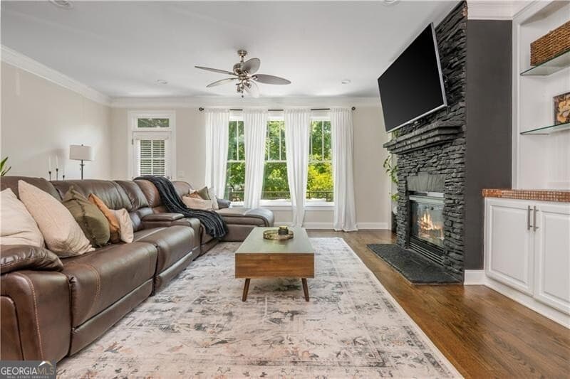 3 bedroom, 3.5 bathroom, 2,364 sq ft townhouse for sale at 1513 Whitehead Bluff, Atlanta, GA 30318 — photo 9