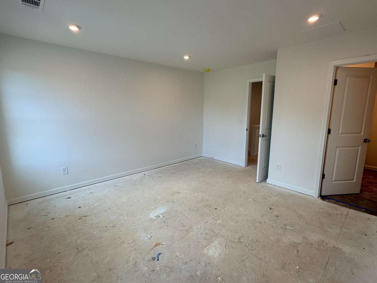 3 bedroom, 2.5 bathroom townhouse for sale at 325 Rolling Green Road, Adairsville, GA 30103 — photo 7
