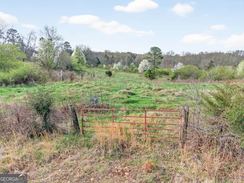 commercial for sale at 5525 Lula Road, Lula, GA 30554 — photo 3