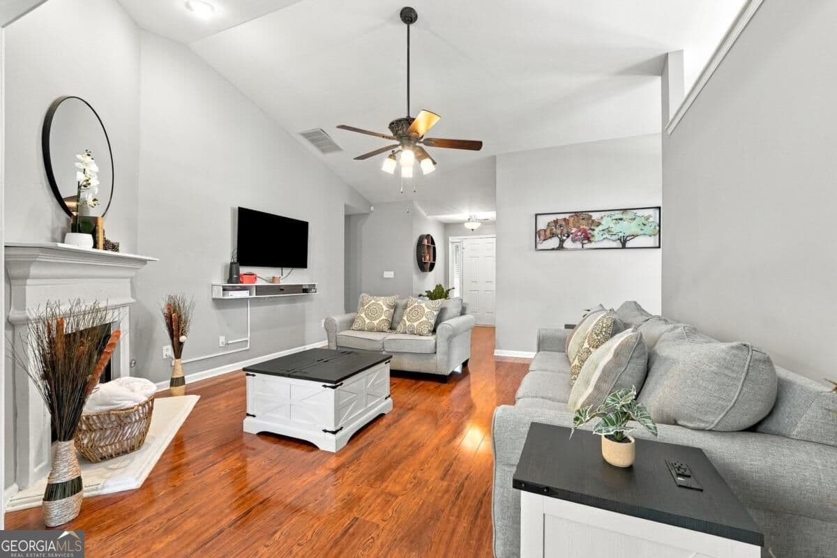 4 bedroom, 2 bathroom, 1,948 sq ft single family residence for sale at 2590 Harbins Mill Drive, Dacula, GA 30019 — photo 9