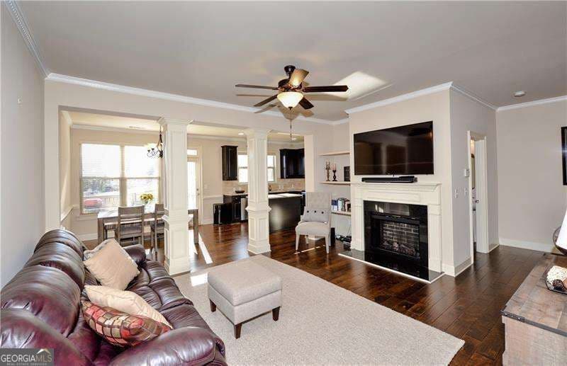 4 bedroom, 3.5 bathroom, 2,628 sq ft townhouse for rent at 2349 Whiteoak Bend 22, Smyrna, GA 30080 for $3,200 a month — photo 3