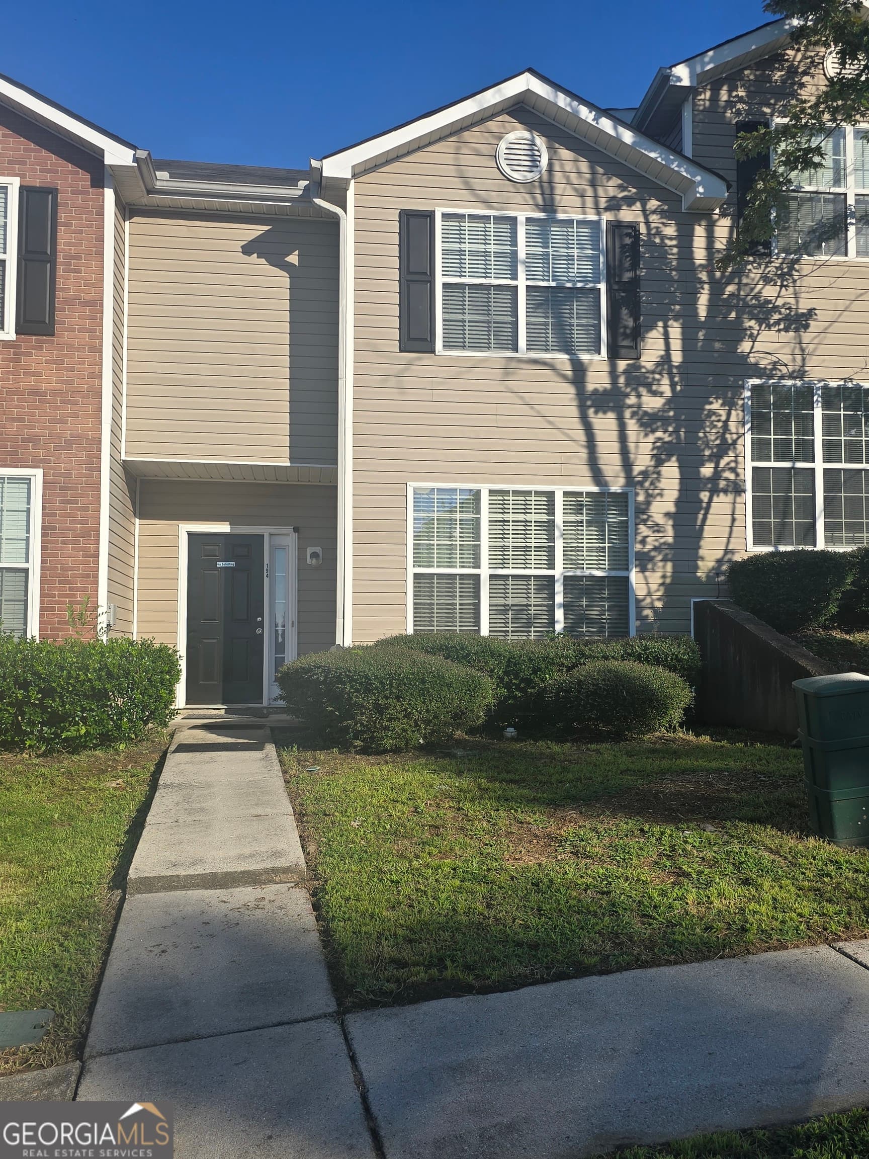 3 bedroom, 2.5 bathroom, 1,896 sq ft townhouse for sale at 194 Odyssey Turn, Conyers, GA 30012 — photo 1 of 2