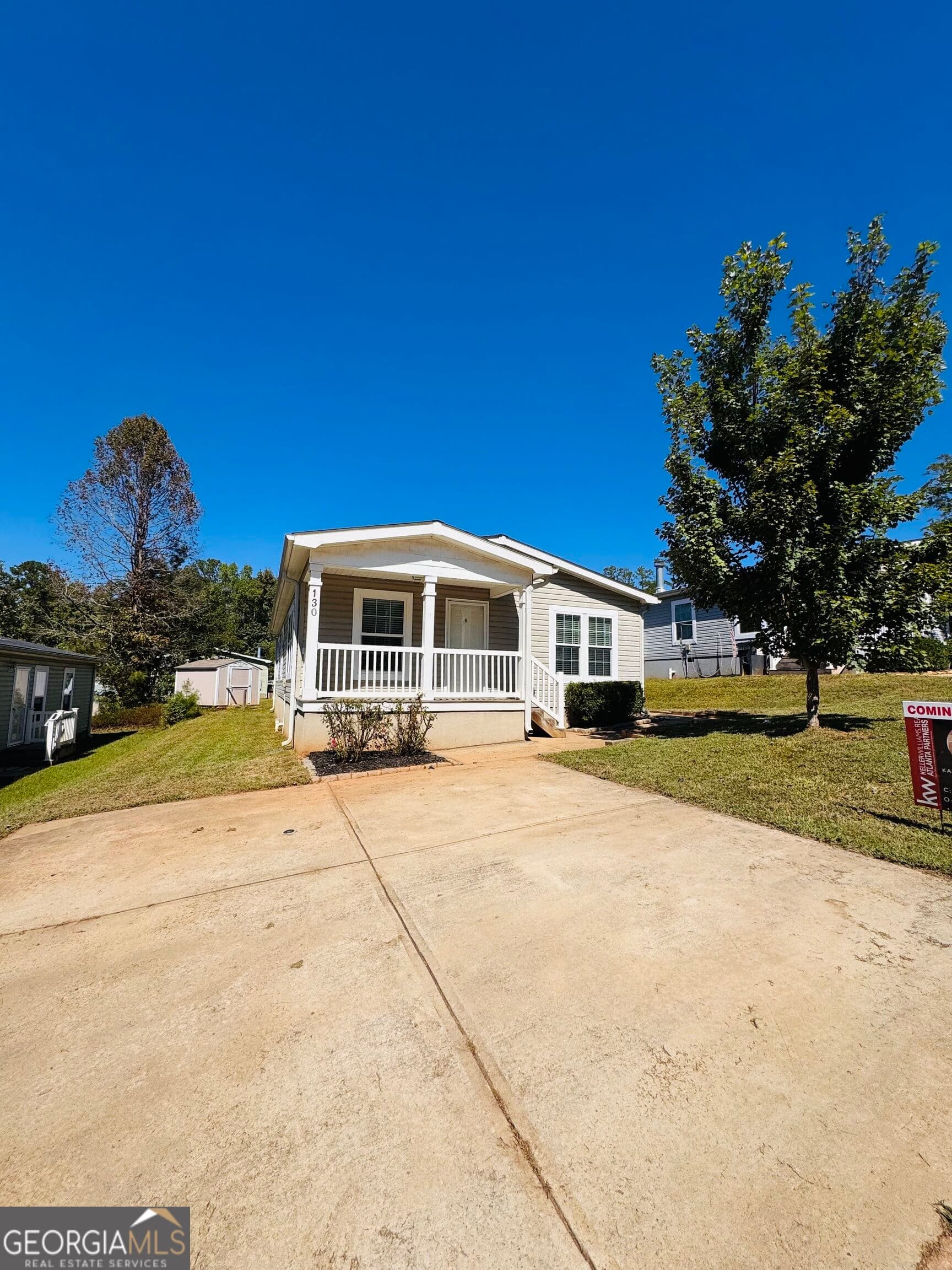 2 bedroom, 2 bathroom, 1,215 sq ft manufactured home,single family residence for sale at 130 Bob White Lane, Newnan, GA 30263 — photo 3