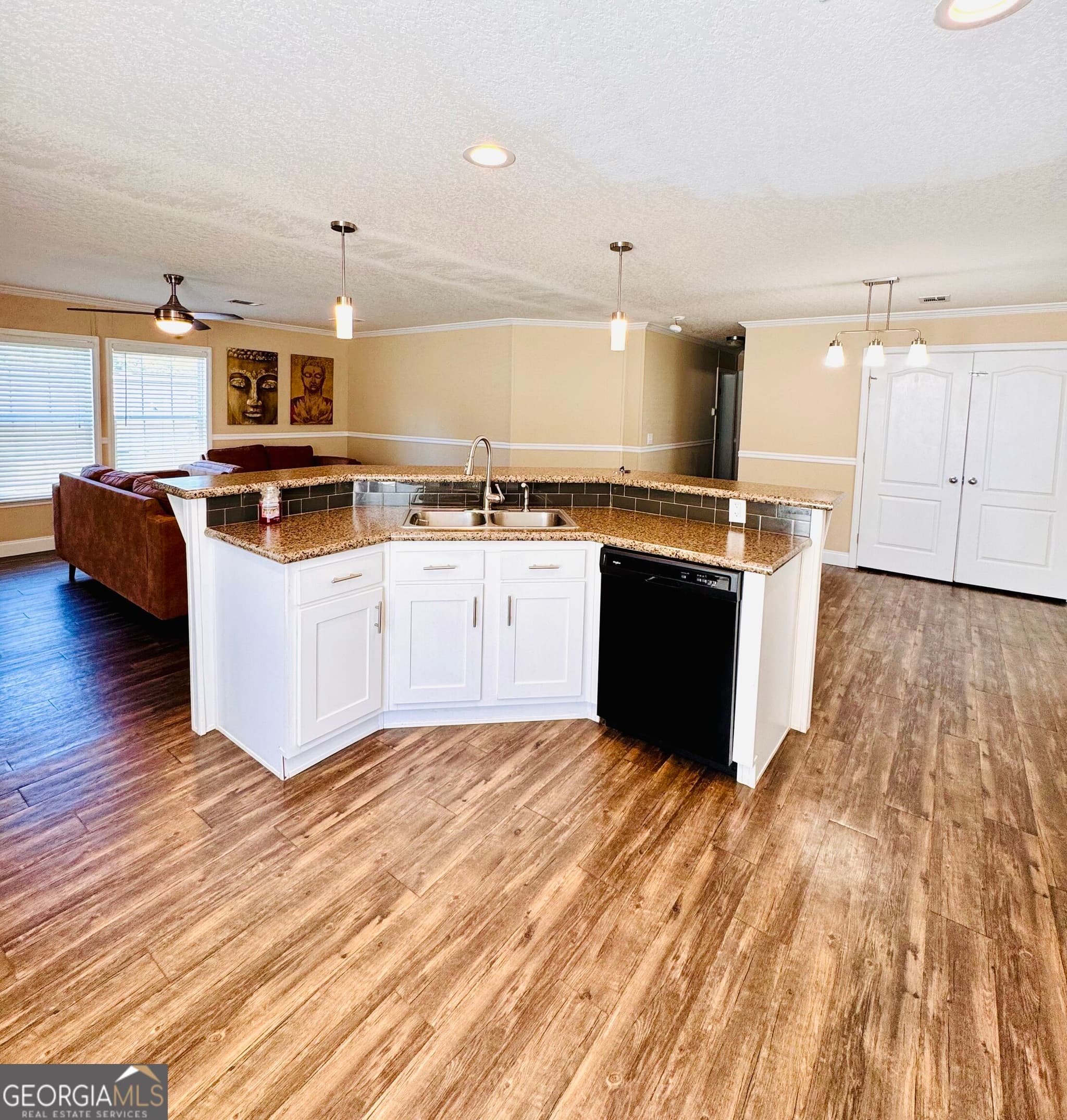 2 bedroom, 2 bathroom, 1,215 sq ft manufactured home,single family residence for sale at 130 Bob White Lane, Newnan, GA 30263 — photo 9