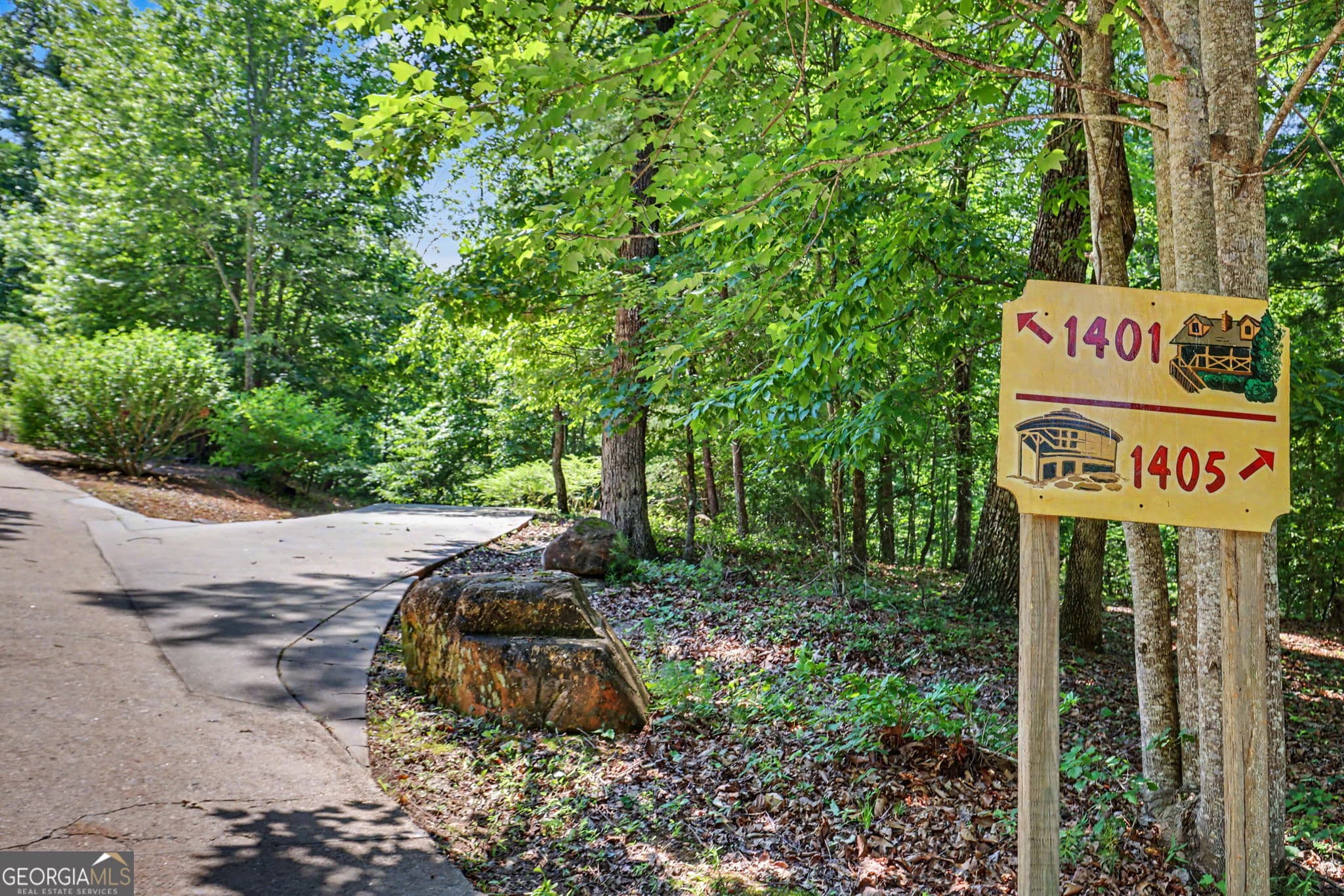 3 bedroom, 3 bathroom, 3,065 sq ft single family residence for sale at 1405 Adair Mill Road, Cleveland, GA 30528 — photo 2