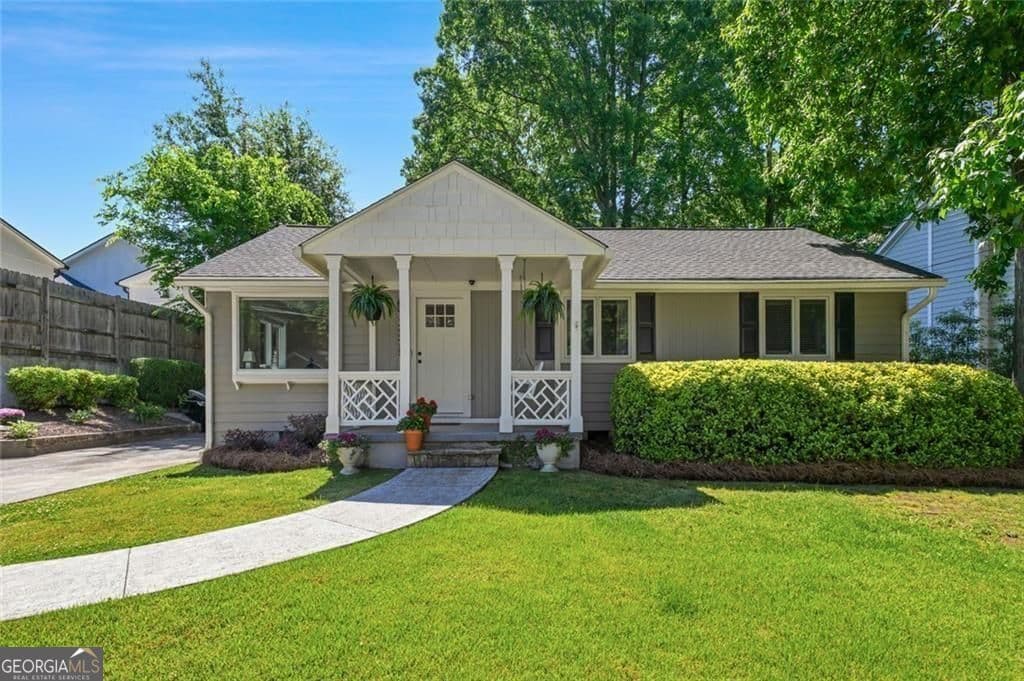 3 bedroom, 2 bathroom, 1,566 sq ft single family residence sold at 3225 Caldwell Road, Brookhaven, GA 30319
