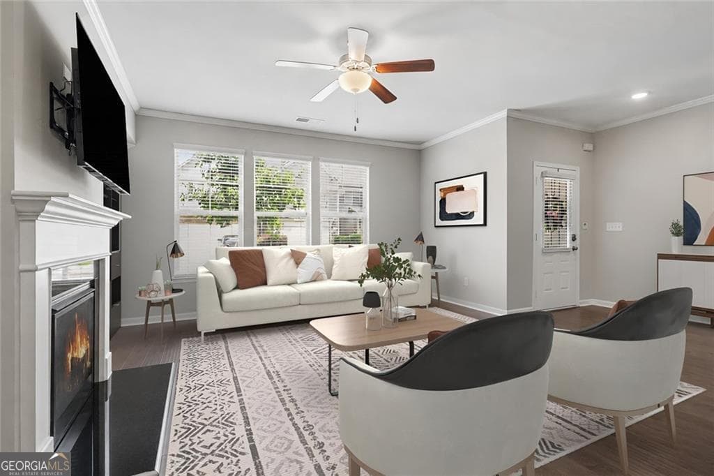 3 bedroom, 2.5 bathroom, 1,965 sq ft townhouse for sale at 4270 Sunny Oak Lane, Norcross, GA 30071 — photo 8