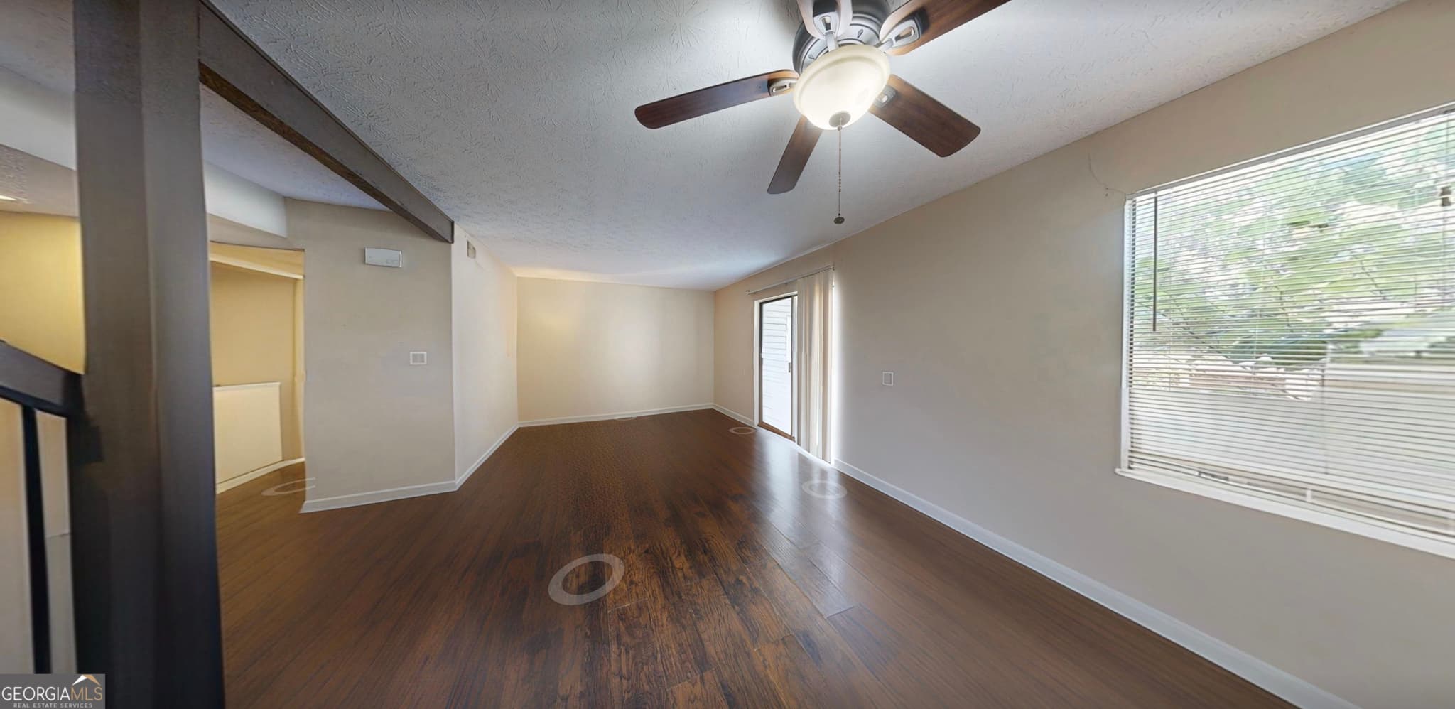 multi family,townhouse for sale at 8579 Creekwood Way, Jonesboro, GA 30238 — photo 8
