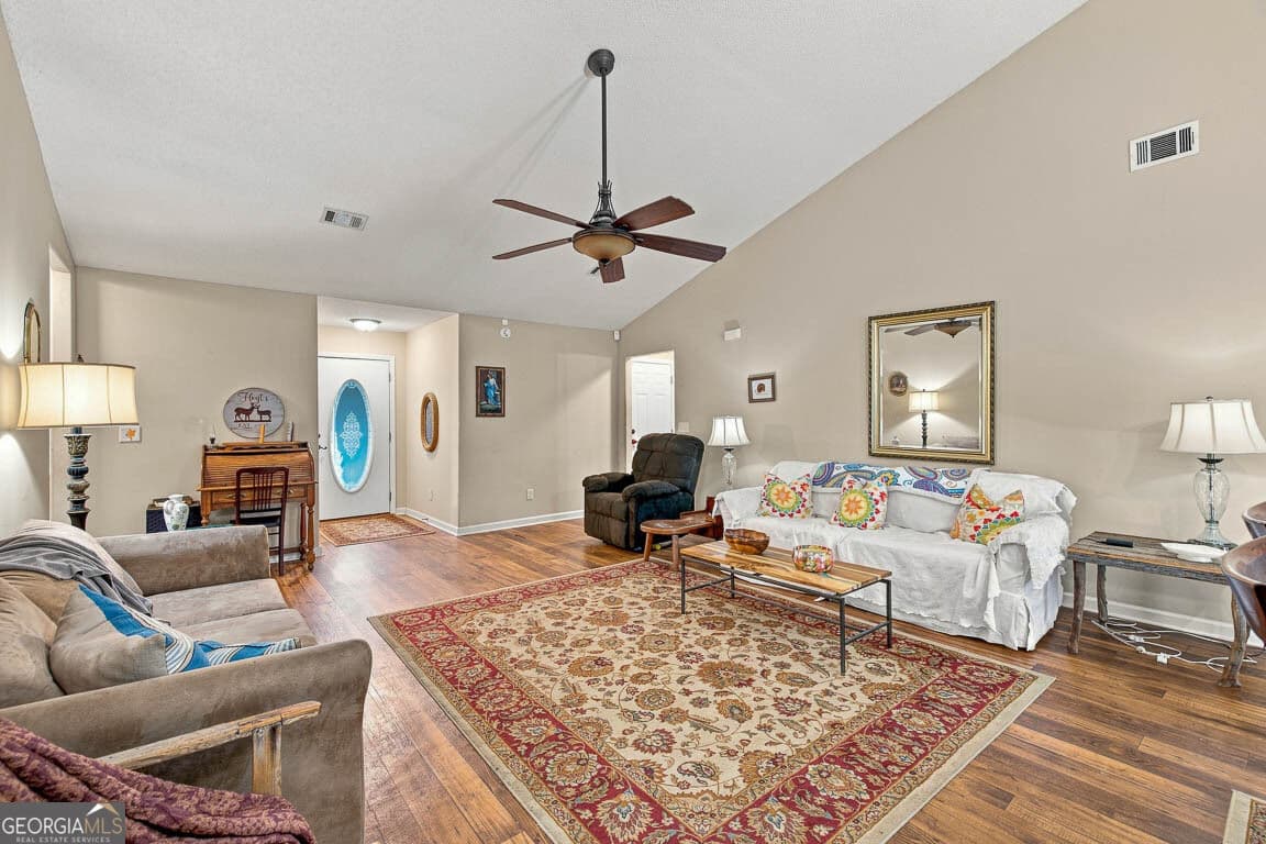 3 bedroom, 2 bathroom, 1,339 sq ft single family residence for sale at 4334 Smith Road, Townsend, GA 31331 — photo 4