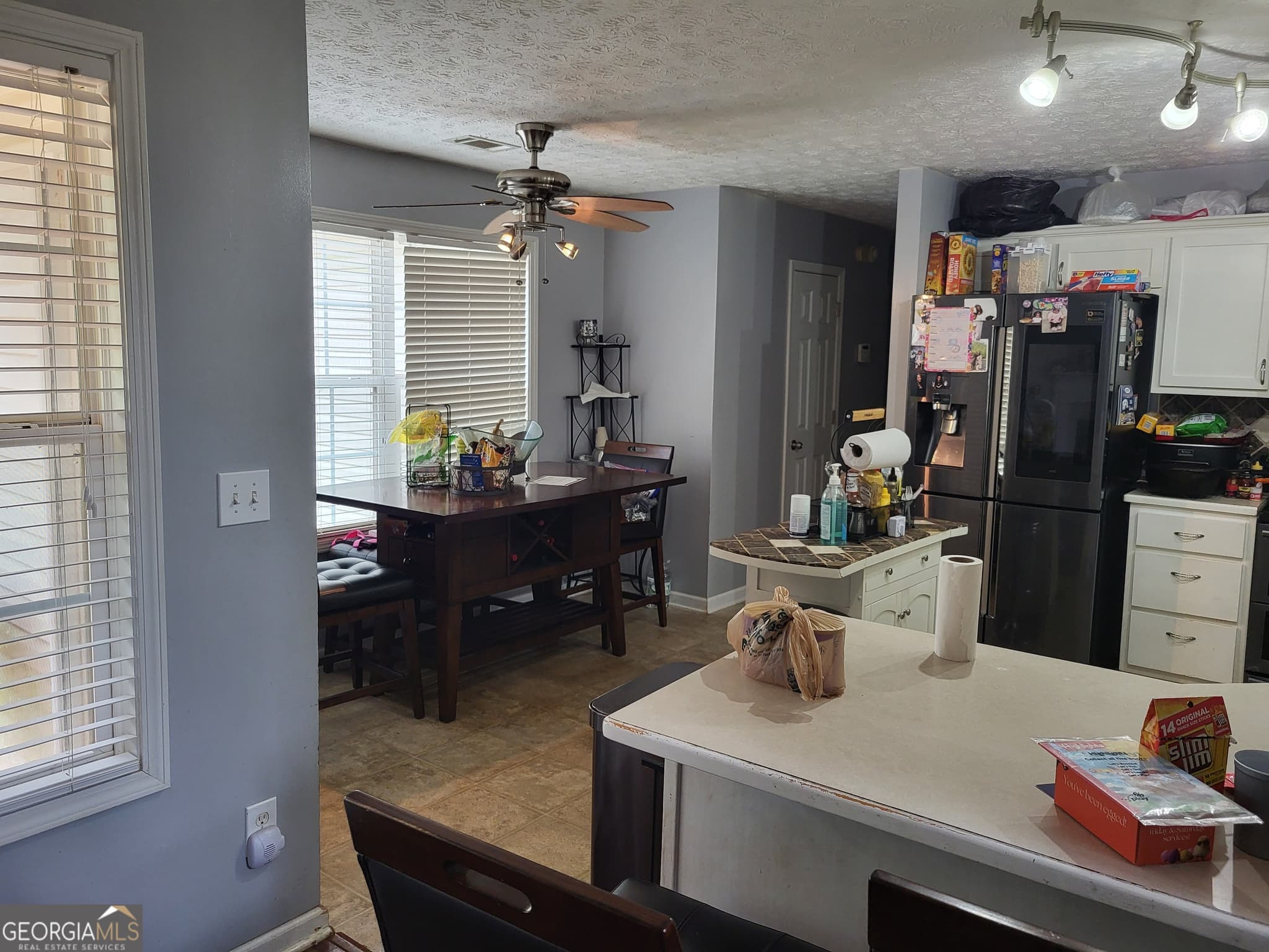 4 bedroom, 2.5 bathroom, 1,911 sq ft single family residence for sale at 230 Hastings Court, Mcdonough, GA 30252 — photo 2