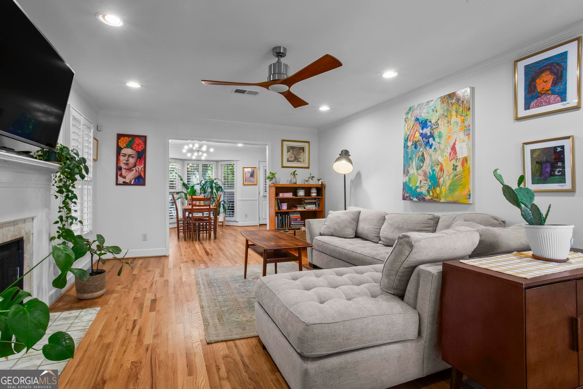 2 bedroom, 2.5 bathroom, 1,784 sq ft townhouse for sale at 101 Defoors Mill Drive, Atlanta, GA 30318 — photo 1 of 30