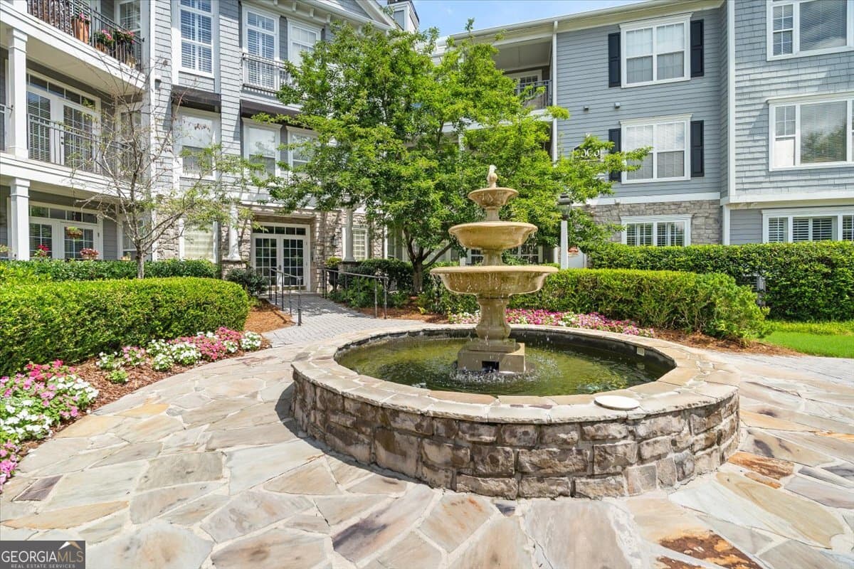 2 bedroom, 2 bathroom, 1,384 sq ft condominium sold at 4100 Paces Walk 2303, Atlanta, GA 30339