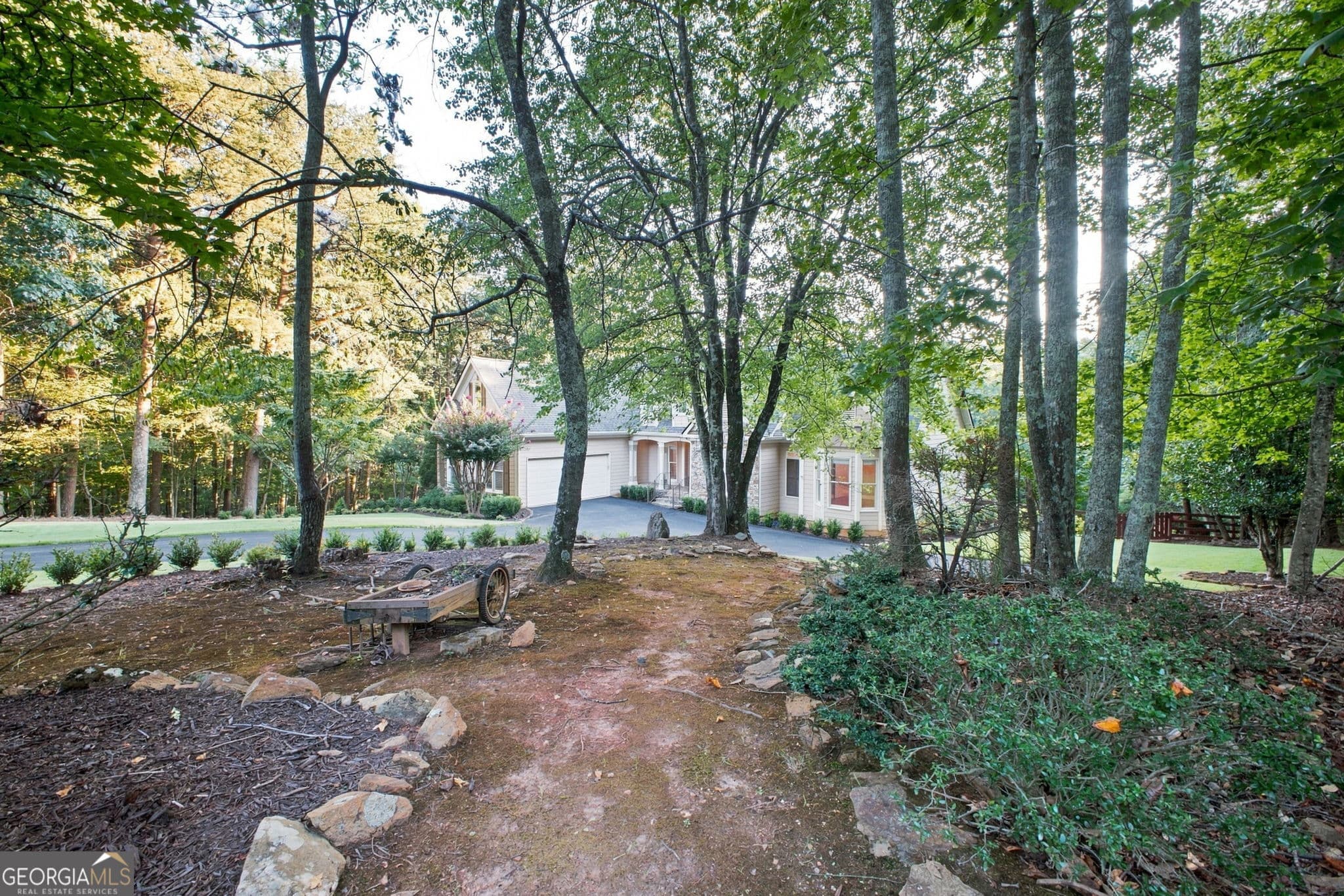 4 bedroom, 3 bathroom, 4,186 sq ft single family residence for sale at 77 Tally Cove Road, Jasper, GA 30143 — photo 9
