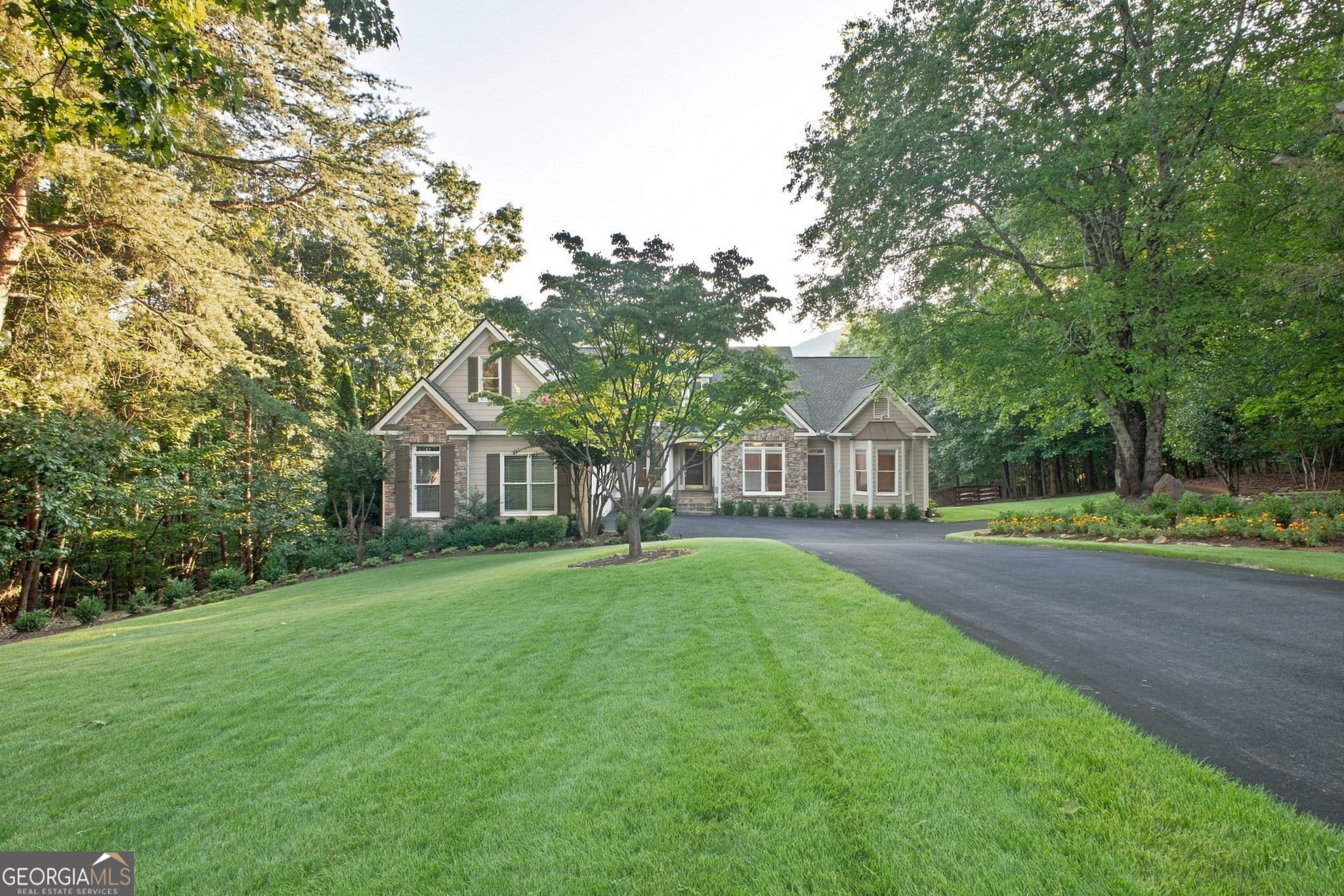 4 bedroom, 3 bathroom, 4,186 sq ft single family residence for sale at 77 Tally Cove Road, Jasper, GA 30143 — photo 4