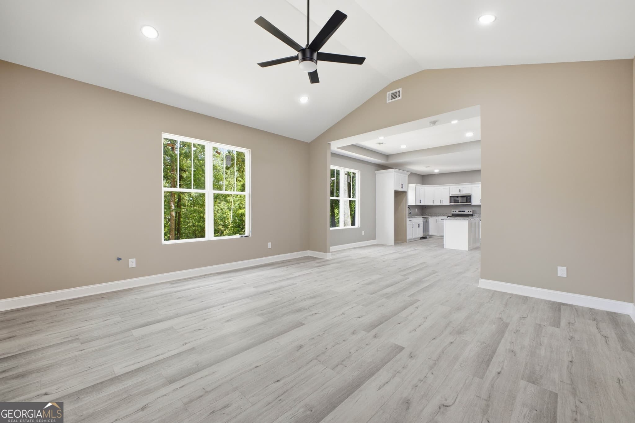 3 bedroom, 2 bathroom, 1,650 sq ft single family residence for sale at 171 N DALE Street, Calhoun, GA 30701 — photo 6