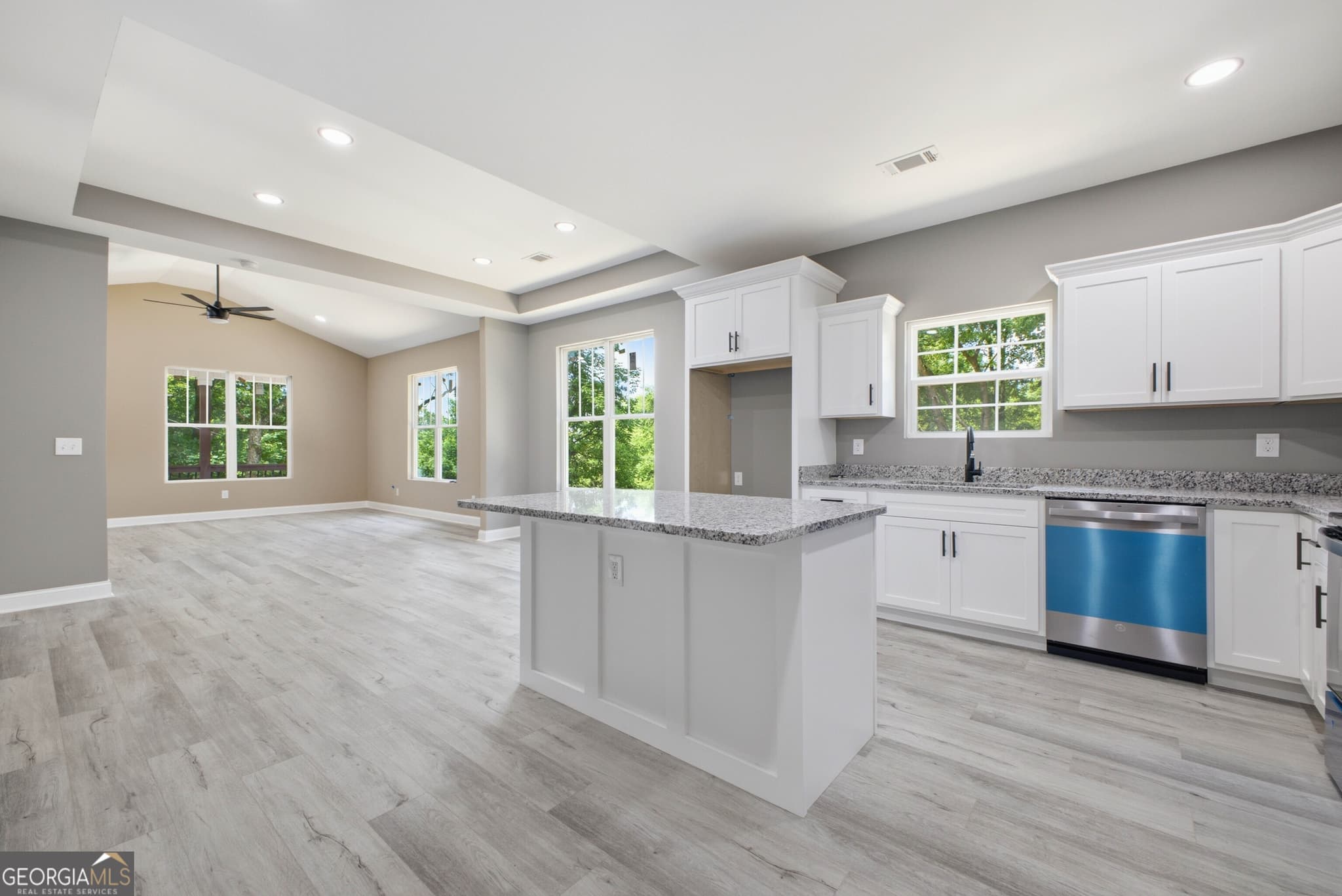 3 bedroom, 2 bathroom, 1,650 sq ft single family residence for sale at 171 N DALE Street, Calhoun, GA 30701 — photo 8