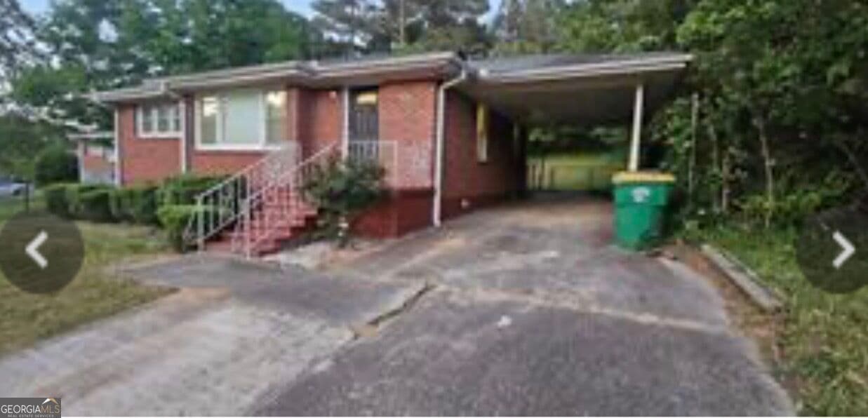 3 bedroom, 1 bathroom, 951 sq ft single family residence for sale at 5652 Ash Street, Forest Park, GA 30297 — photo 2