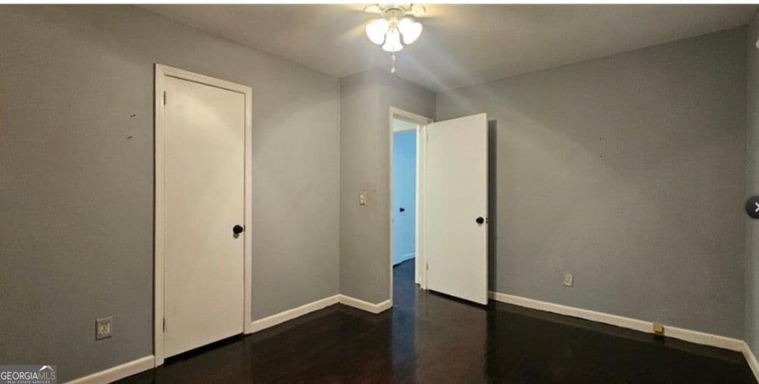 3 bedroom, 1 bathroom, 951 sq ft single family residence for sale at 5652 Ash Street, Forest Park, GA 30297 — photo 3