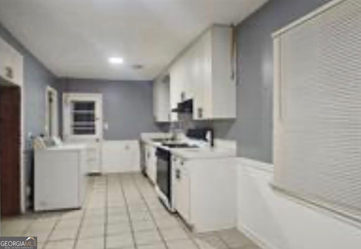 3 bedroom, 1 bathroom, 951 sq ft single family residence for sale at 5652 Ash Street, Forest Park, GA 30297 — photo 10