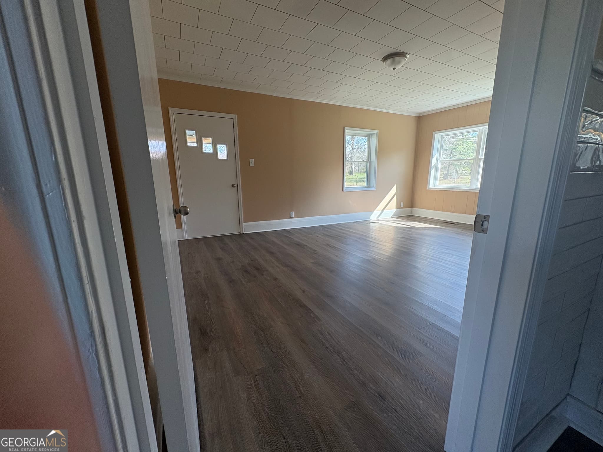 2 bedroom, 1 bathroom, 1,464 sq ft single family residence for sale at 8350 Highway 337, Lafayette, GA 30728 — photo 6