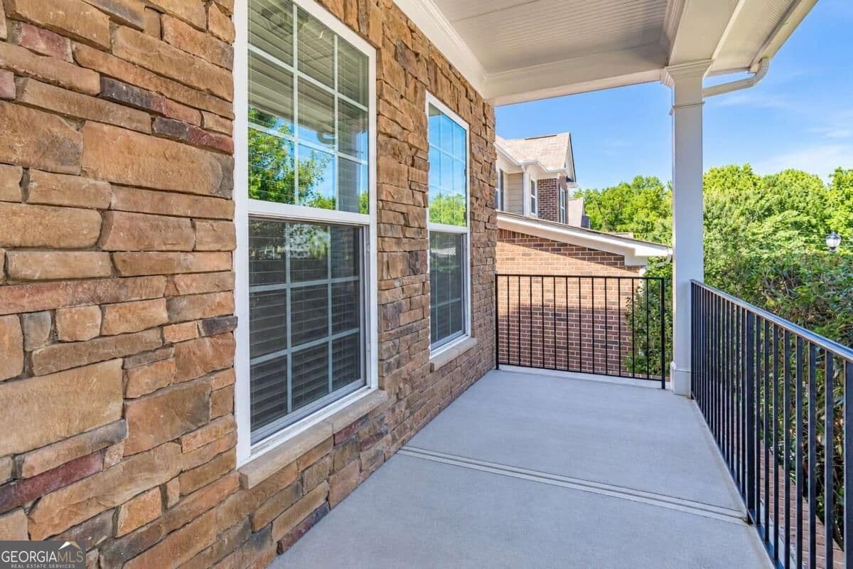 6 bedroom, 4.5 bathroom, 3,564 sq ft single family residence for sale at 3566 Ashby Pond Lane, Duluth, GA 30097 — photo 2
