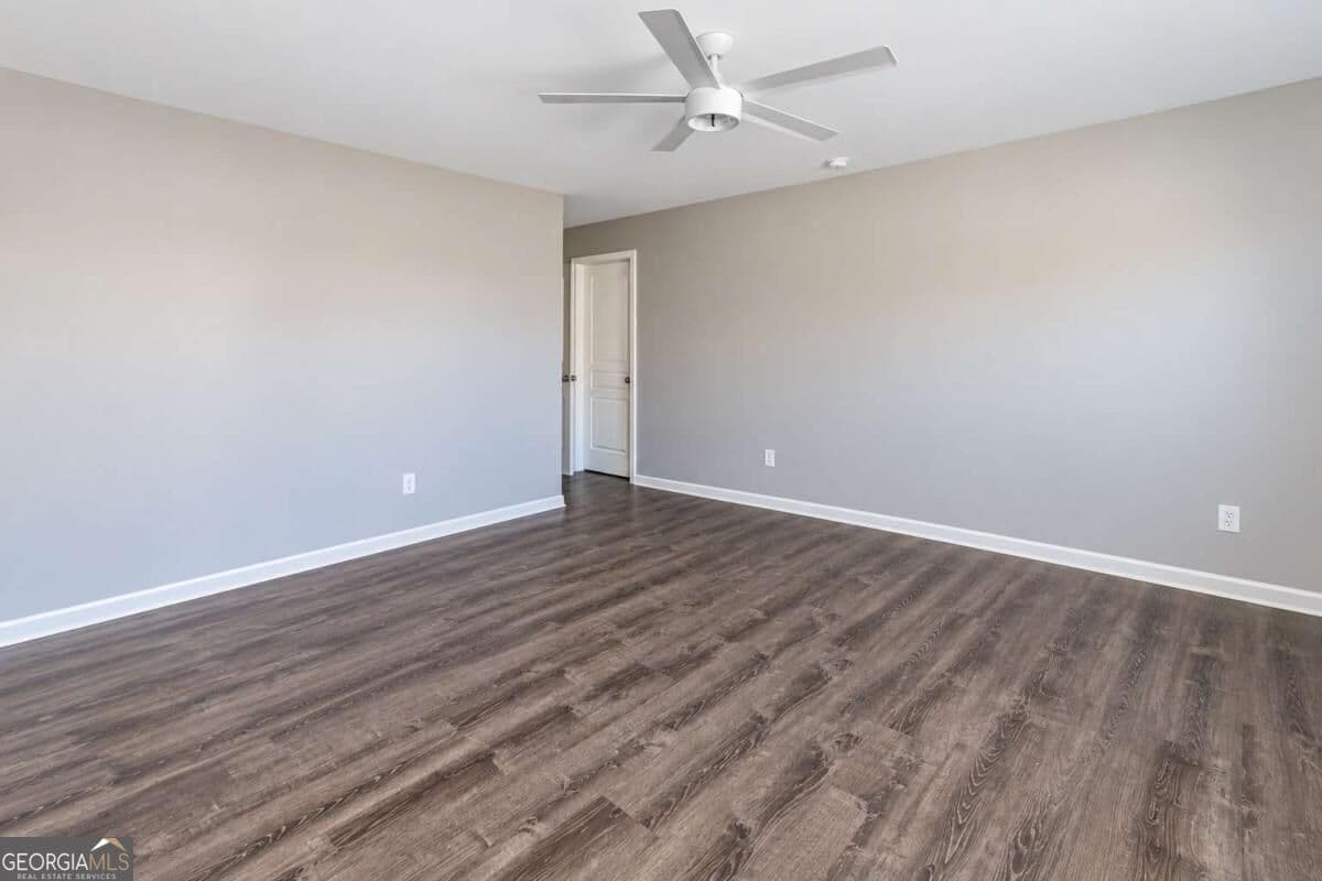 6 bedroom, 4.5 bathroom, 3,564 sq ft single family residence for sale at 3566 Ashby Pond Lane, Duluth, GA 30097 — photo 7