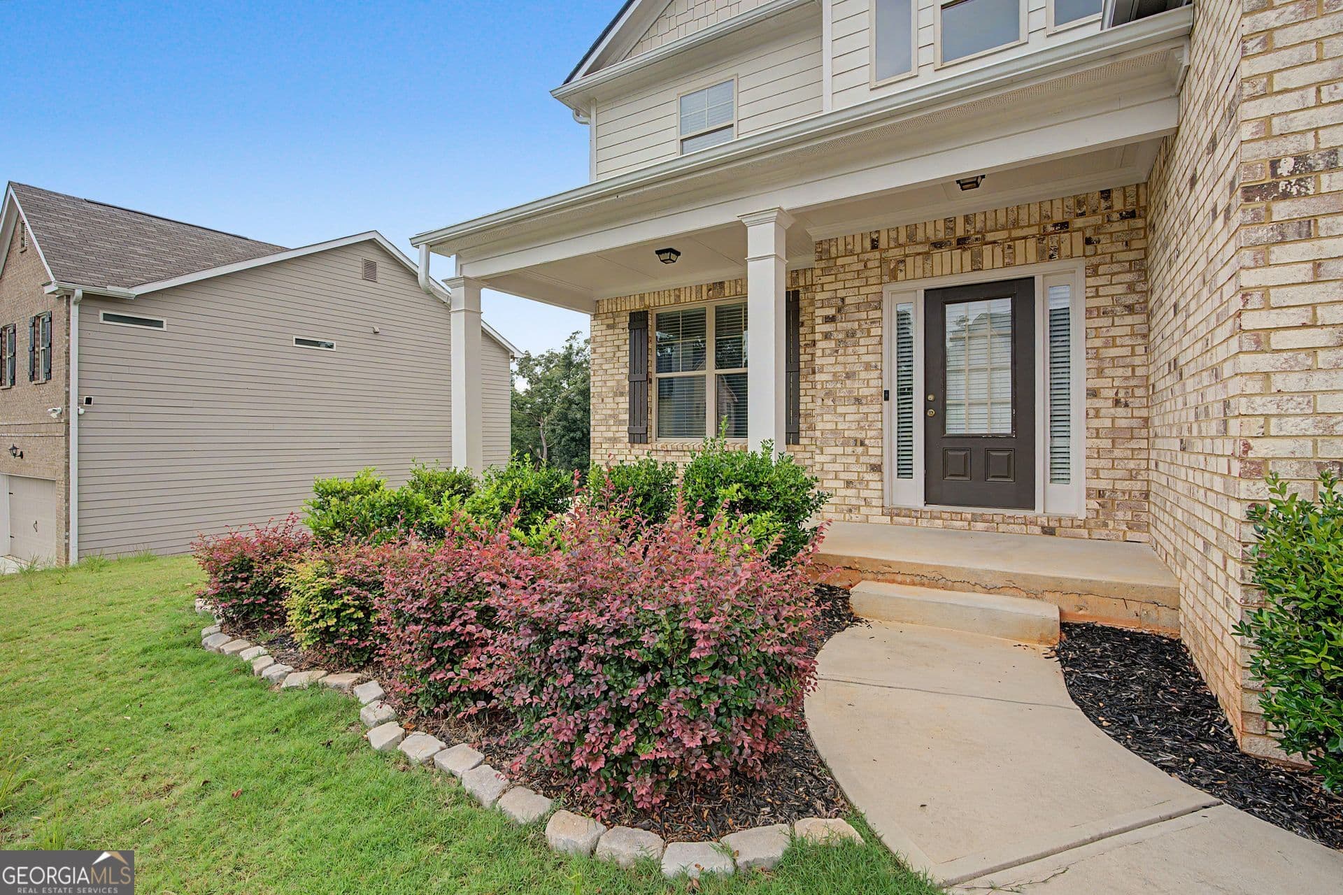 4 bedroom, 2.5 bathroom, 2,289 sq ft single family residence for sale at 5628 Woodland Greens Road, Douglasville, GA 30135 — photo 2