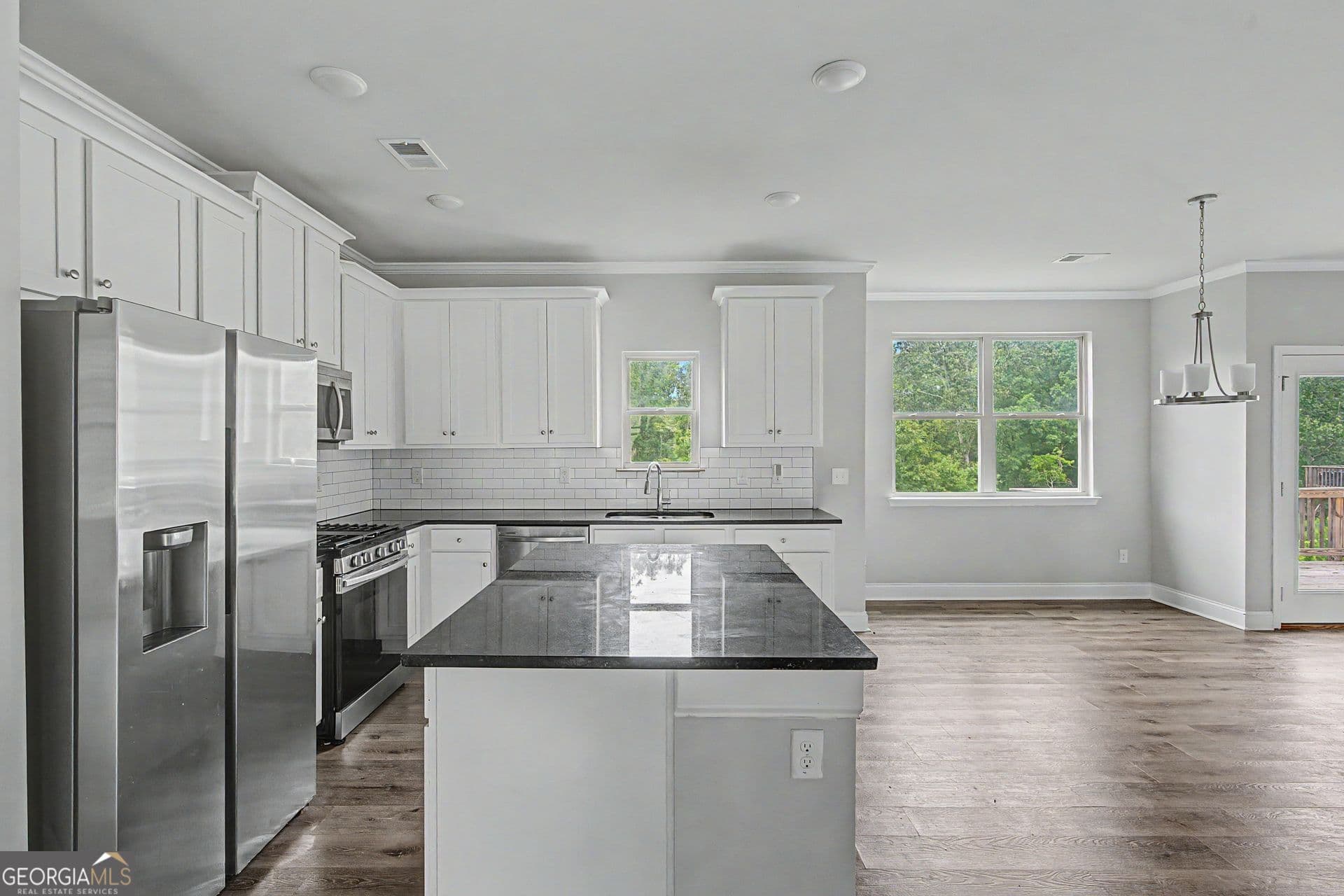 4 bedroom, 2.5 bathroom, 2,289 sq ft single family residence for sale at 5628 Woodland Greens Road, Douglasville, GA 30135 — photo 9