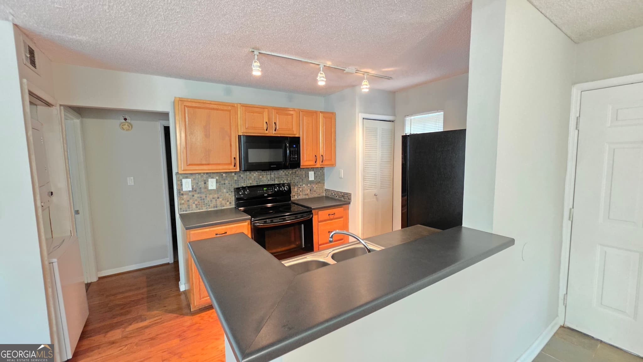 2 bedroom, 2 bathroom, 880 sq ft condominium for rent at 317 Hawkstone Way, Johns Creek, GA 30022 for $1,600 a month — photo 7
