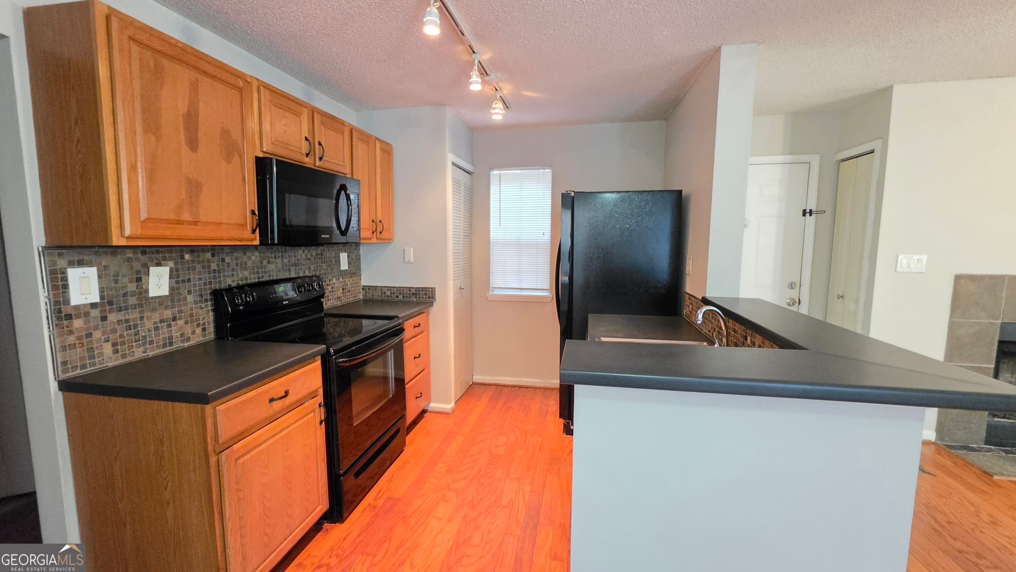 2 bedroom, 2 bathroom, 880 sq ft condominium for rent at 317 Hawkstone Way, Johns Creek, GA 30022 for $1,600 a month — photo 9
