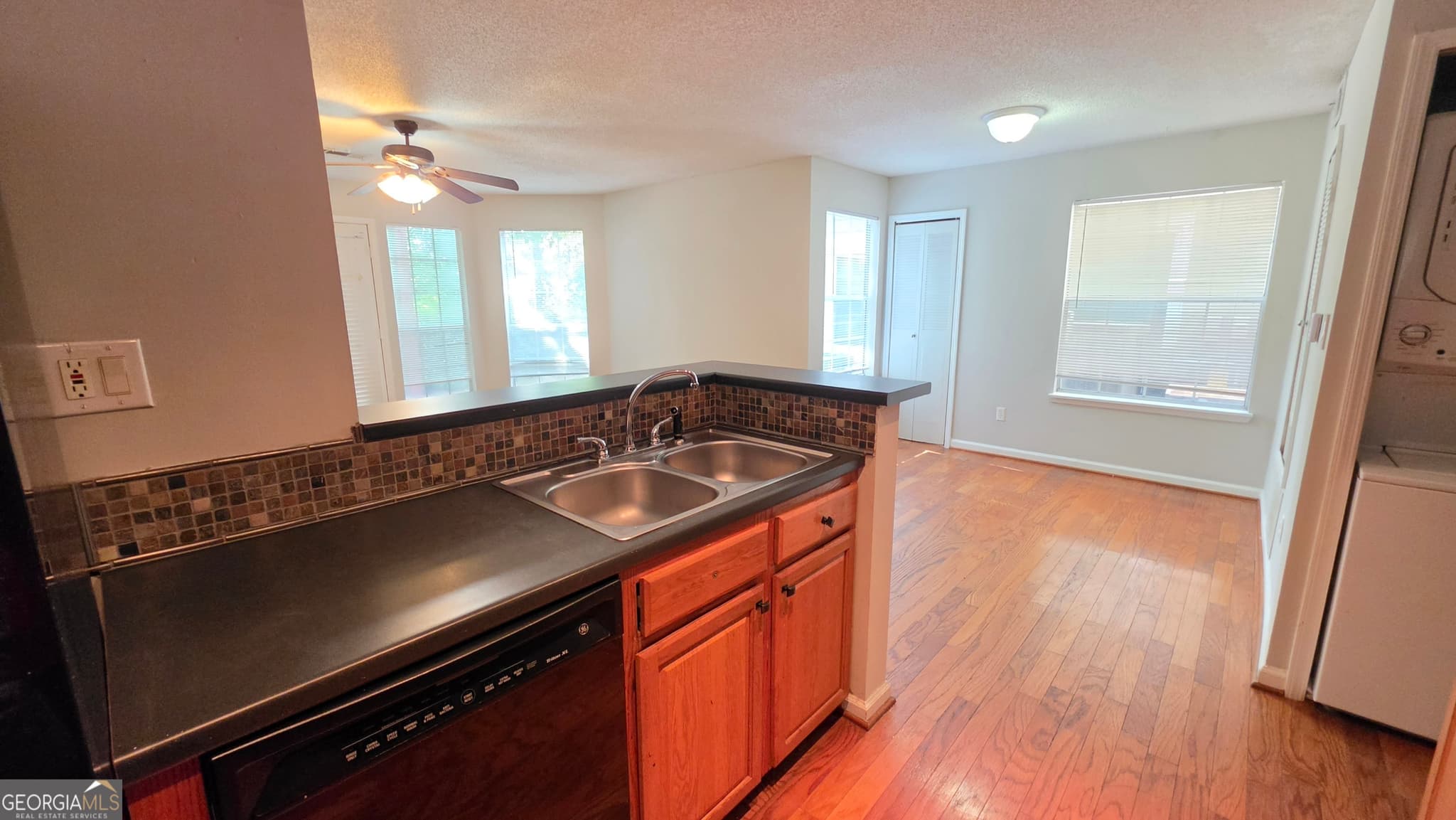 2 bedroom, 2 bathroom, 880 sq ft condominium for rent at 317 Hawkstone Way, Johns Creek, GA 30022 for $1,600 a month — photo 10