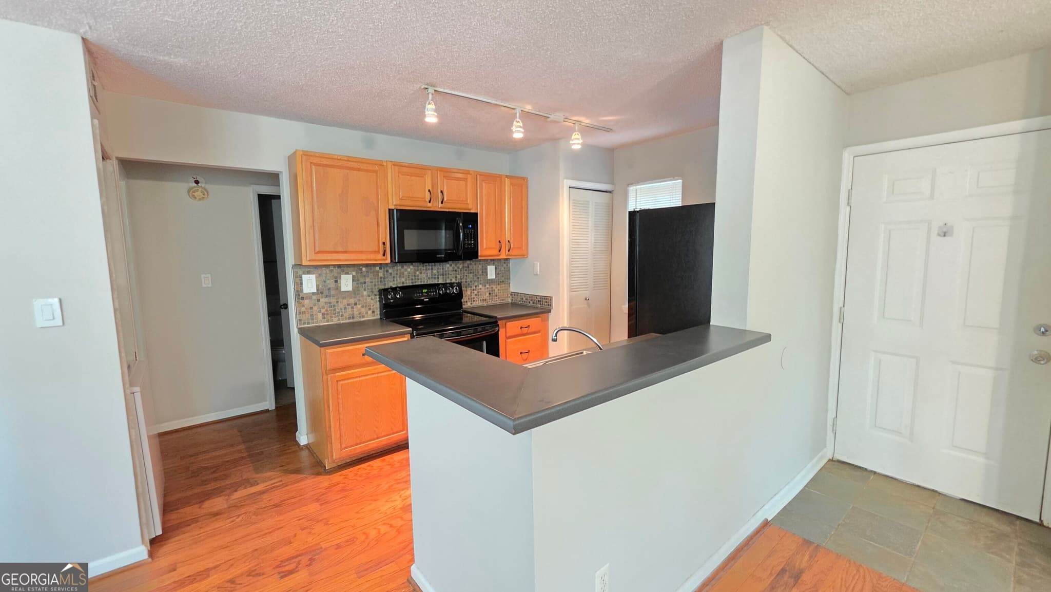 2 bedroom, 2 bathroom, 880 sq ft condominium for rent at 317 Hawkstone Way, Johns Creek, GA 30022 for $1,600 a month — photo 8