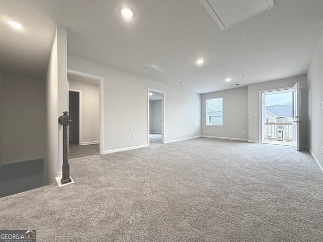 5 bedroom, 3 bathroom, 2,500 sq ft single family residence for sale at 447 River Walk Farm Parkway, Covington, GA 30014 — photo 6