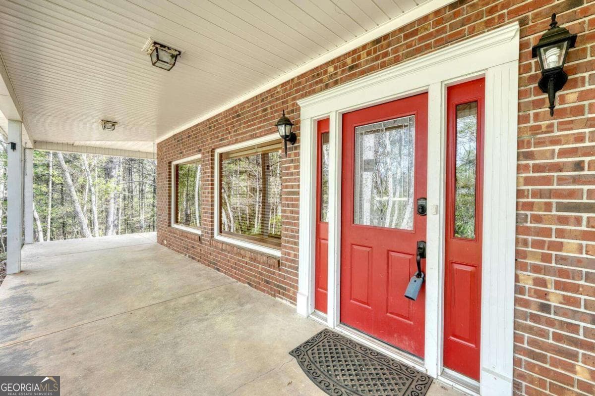 4 bedroom, 3 bathroom, 2,448 sq ft single family residence for sale at 74 Timber Lane, Blairsville, GA 30512 — photo 7