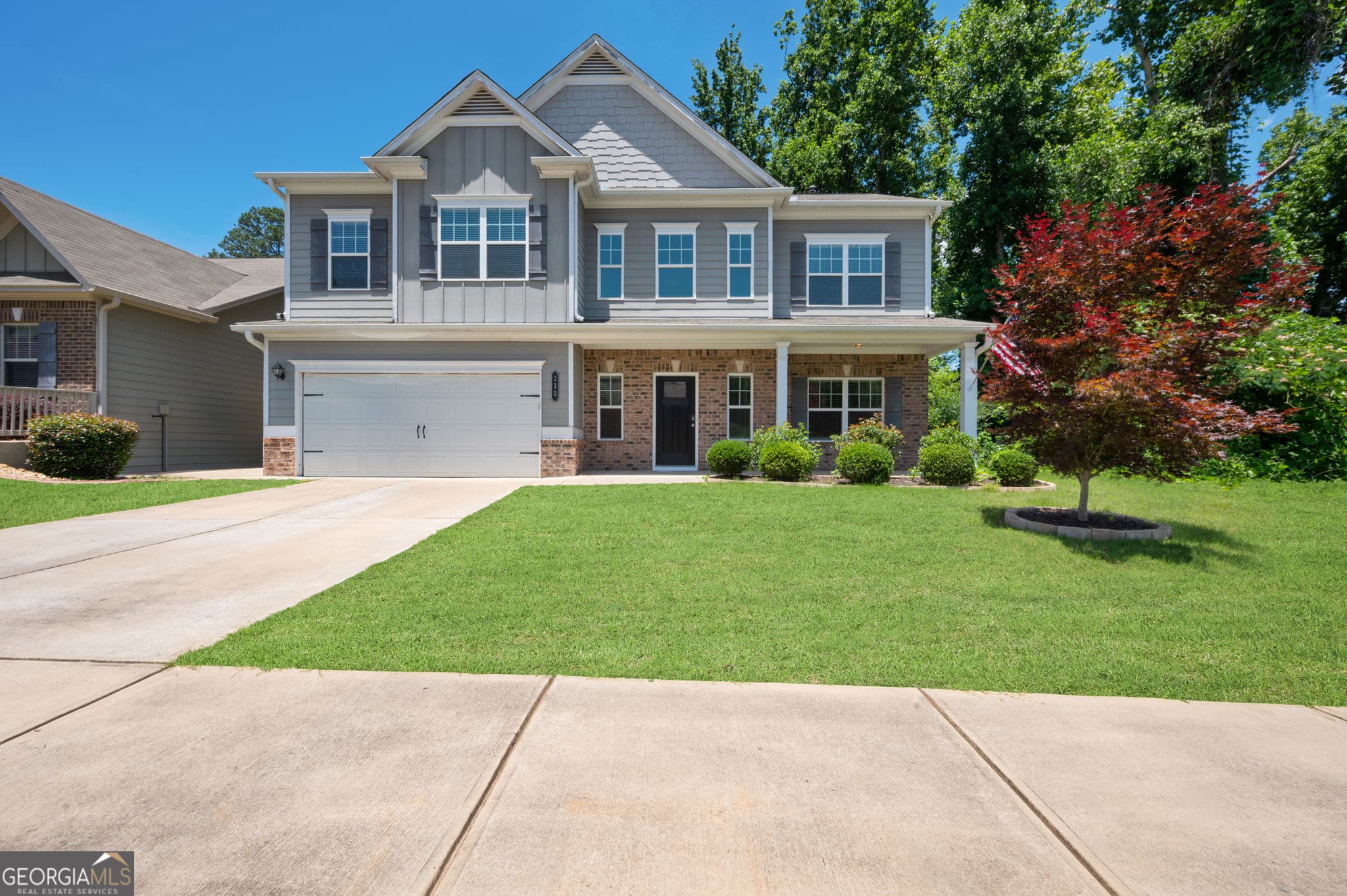 3 bedroom, 2.5 bathroom, 2,412 sq ft single family residence sold at 212 Woodford Drive, Canton, GA 30115