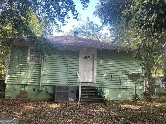 2 bedroom, 1 bathroom, 1,200 sq ft single family residence for sale at 110 Hollingshed Avenue, Milledgeville, GA 31061 — photo 3