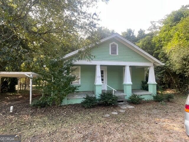 2 bedroom, 1 bathroom, 1,200 sq ft single family residence for sale at 110 Hollingshed Avenue, Milledgeville, GA 31061